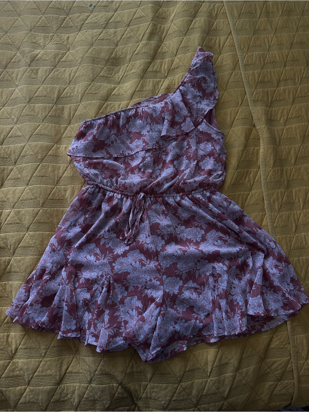 Trixxi Dusty Rose One-Shoulder Floral Romper